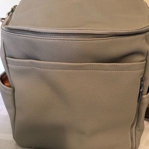 Azaria La Mere Pearl backpack